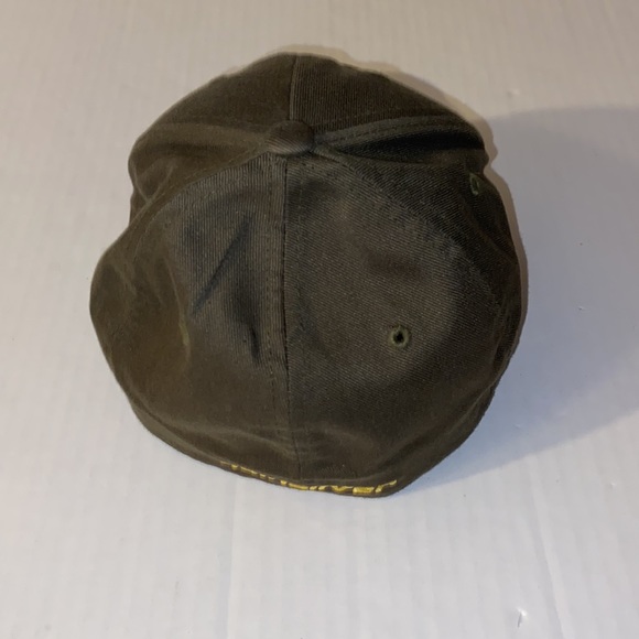 Quicksilver Flex Fit Cap Hat Front Logo And Quicksilver On the Back - Picture 3 of 5